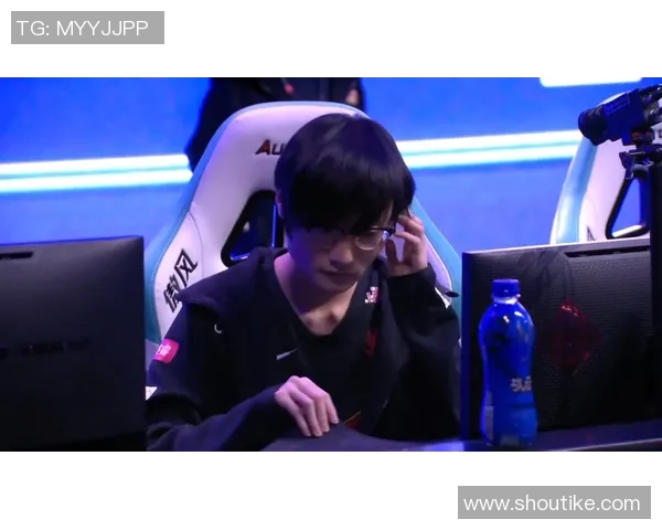 热议王者荣耀FPX战队如何通过技术变革重塑竞技格局与团队实力 热议王者荣耀FPX战队如何通过技术变革重塑竞技格局与团队实力