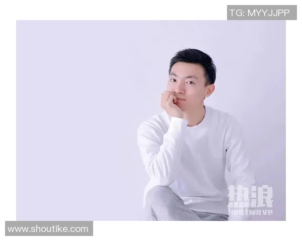 深度对话：周强在英雄联盟中的成长与挑战之路