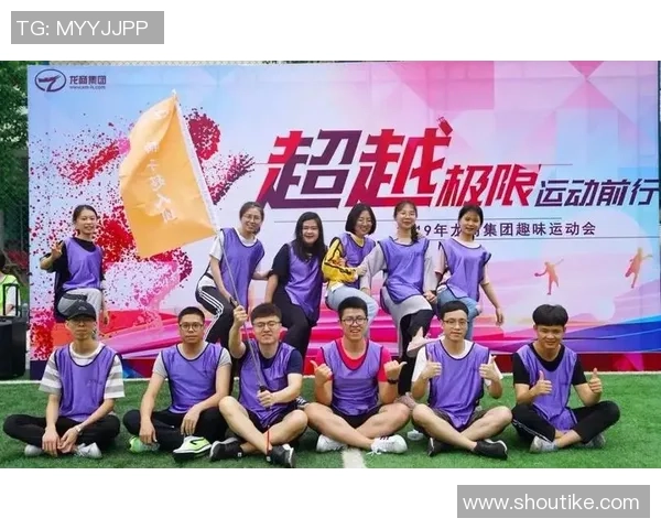 西安街舞队在极限运动会中以64分稳居积分榜首位 西安街舞队在极限运动会中以64分稳居积分榜首位