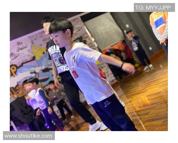 街舞心理素质评比出炉武汉街舞队荣获第三名佳绩